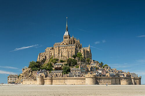 Le Mont-Saint-Michel en fin de journée.